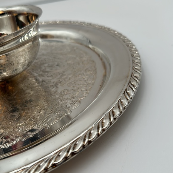 Vintage Oneida USA Silver Plated One Piece Chip & Dip Serving Platter - Picture 3 of 16